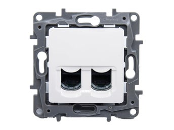 NYTT legrand 2xRJ 45 Cat.6 UTP socket Niloé - 9-contact