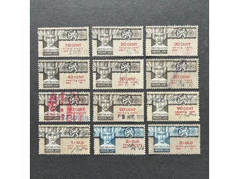 Nederländerna - serie med 12 ’moms, inkl. 2+3 gulden’ skattemärken 1930-40 talet
