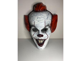 Pennywise mask – IT