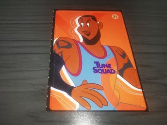 Space Jam 2 HOLOCARDS - Lebron James Klistermärke