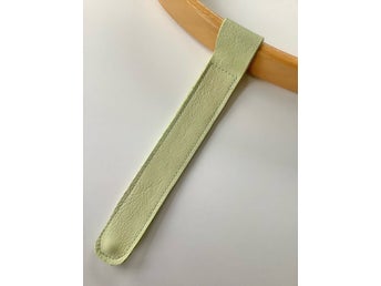 NY BYGELREM. (lime) ÄKTA LÄDER REM till STOKKE Tripp Trapp Barnstol