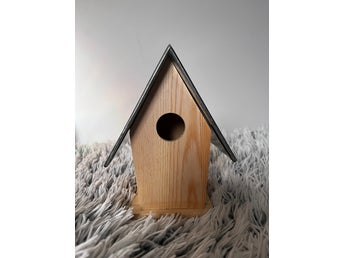 Fågelhus