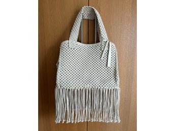 Virkad totebag från Carin Wester