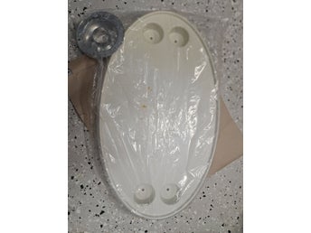 Osculati vit ovalt bordsbord 762 x 457 mm – nytt i förpackning