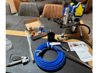 2200W 3300PSI 2,5 L/min högtrycksspruta för väggfärg, justerbar flödeskontroll