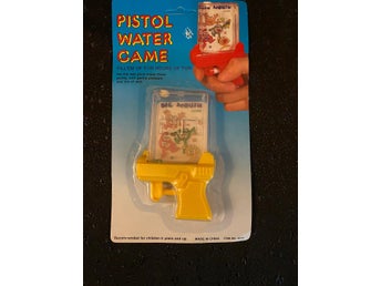 Pistol Water Game Vattenpistol mini. - 80talet.Ny från äldre lanthandel.