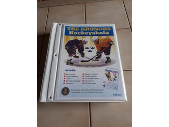Tre Kronors Hockeyskola. Svenska Ishockeyförbundet, 2008. Tjock pärm med blad.