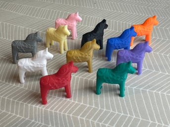 Mini-Dalahäst, hela flocken