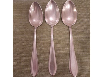 NYSILVER! 3 sticken Stora matskedar pläterad med äkta silver.