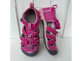 Keen Sandaler i Rosa, Storlek 35