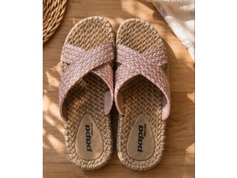 🌸 Tofflor / Sandaler för dam – Bekväma & stilrena 🌸