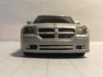 Bburago 2006 Dodge Magnum RT Skala 1/43
