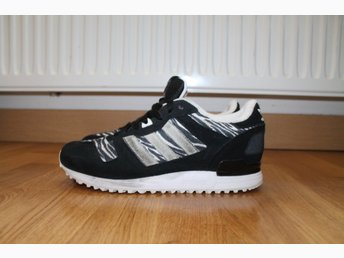 Adidas Träningsskor i storlek 41 13 !!! i fint skick Adidas Träningsskor i storlek 41 13 !!! i fint skick