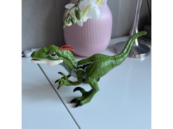 Robo Alive Dino Action Raptor, batteridriven robotleksak, realistisk dinosaurier