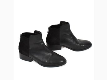 Svarta boots med klack från Cole Haan, strl 39 Svarta boots med klack från Cole Haan, strl 39