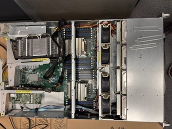 Supermicro 2U SC829U + nVidia GTX 1060 6 GB