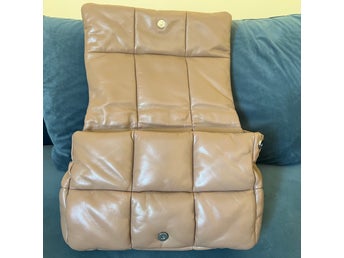 Stand Studio Wanda Clutch Bag, Väska i äkta läder, Färg: