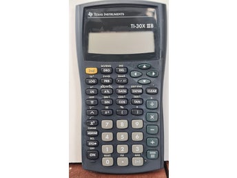 Texas Instruments TI-30X IIB Miniräknare .retro