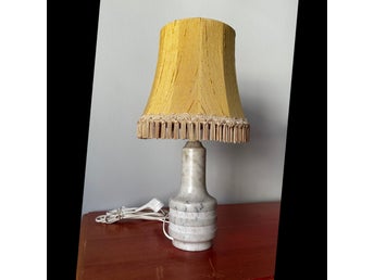 RETRO Bordslampa i marmor