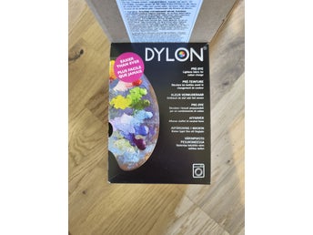 Dylon pre-dye