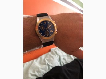 Se produkter som liknar Vintage Swiss klocka Royal på Tradera