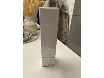 SENSAI Advanced Essence Day Veil SPF 50, 40 ml