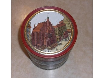 Plåtburk Frauenkirche, Nürenberg Altstadt Brun Röd Nürnberg