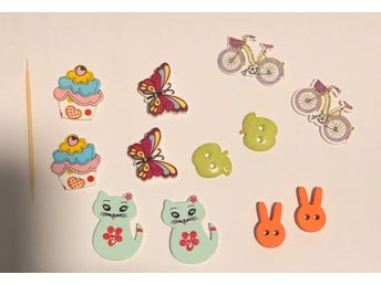 scrapbooking dekor knappar