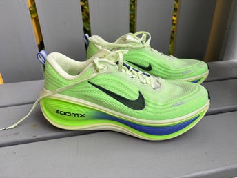 Nike Vomero plus stl 44