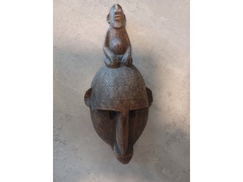 Afrikansk handskuren trämask 70-tal