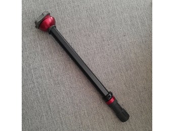Manfrotto 556B mittpelare med nivelleringshuvud.