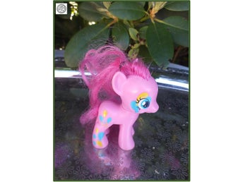 My Little Pony mini MLP 2010 Pinkie Pie intakt Hasbro stämplad MLP under hov
