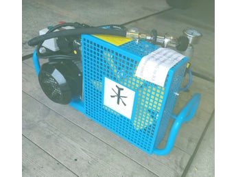 2,2kw 300Bar 100L/min dykning PCP luftkompressor med 4 högtryckscylindrar