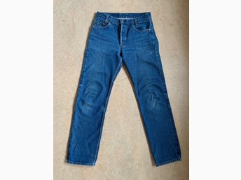 levis 701 student fit
