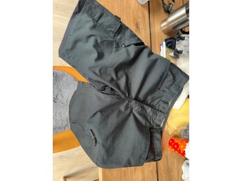 WORKWEAR by Clas Ohlson svarta arbetsbyxor storlek XS 46 shorts byxor