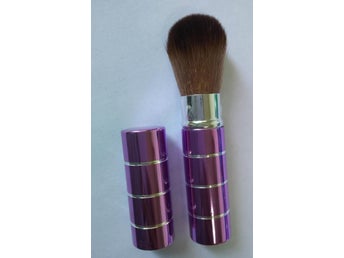 Mjuk Retractable Smink Brush