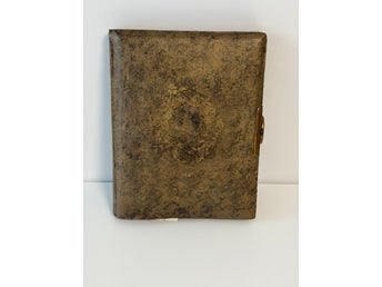 Antikt fotoalbum i hyfsat gott skick - 21x27cm - Ca 1870-1920