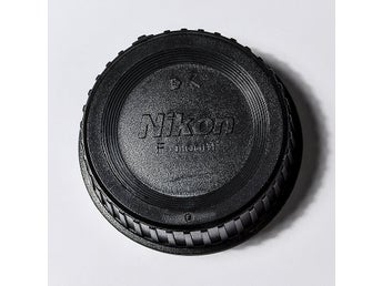 Bakre objektivlock till Nikon