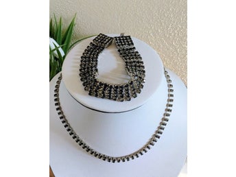 Vackert vintage smyckesset – Vackert tennis-halsband och brett armband