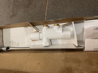 Radiatorventil NH-Vinklad NK11 – VIT - Ny i Förpackning, Justerbar