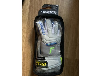 Nya Reusch Attrakt Grip Evolution Junior Målvaktshandskar Storlek 5