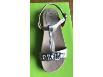Unisa Sandaler, Guld, Storlek 29, nya
