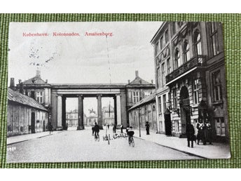Folkliv soldater mm Köpenhamn Kolonnaden Amalienborg 1911
