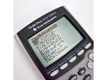 TI-84 Plus Silver Edition - Miniräknare Grafräknare Grafritande Graf räknare