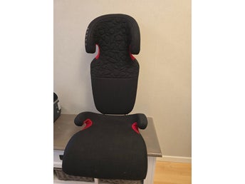 Bilbarnstol framåtvänd