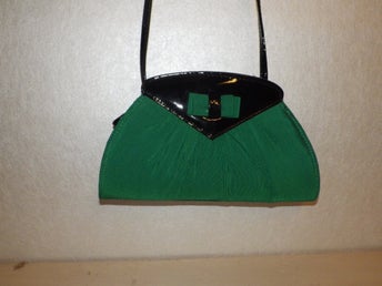 Grön, svart handväska . retro stil