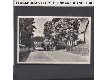 Uttran - Järnvägsstationen och Standard Bensinstation, PB 71386