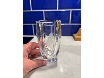 Vintage Skruf Sweden kristallvas – graverat segelfartyg, signerad