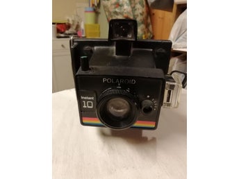 Polaroid Instant 10.
