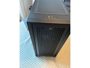 Corsair 4000D Airflow Mid-Tower PC-fodral - oanvänd
